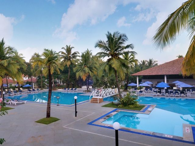 http://Novotel%20Goa%20Dona%20Sylvia%20Resort%20(ex.%20Dona%20Sylvia%20Beach%20Resort)