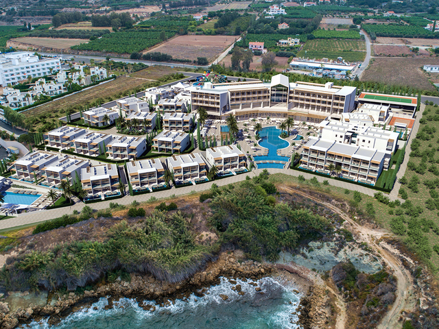 http://Atlantica%20Mare%20Village%20Paphos