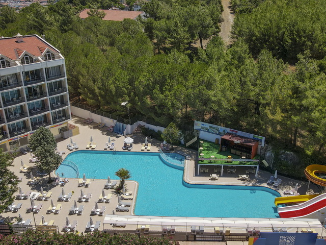 http://Voxx%20Resort%20(ex.%20Kervansaray%20Marmaris)