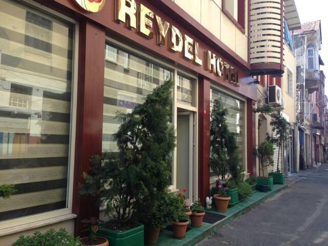 http://Reydel
