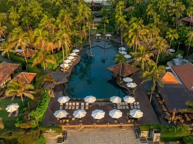 http://Anantara%20Mui%20Ne%20Resort%20(ex.%20L'Anmien%20Mui%20Ne%20Resort%20And%20Spa)