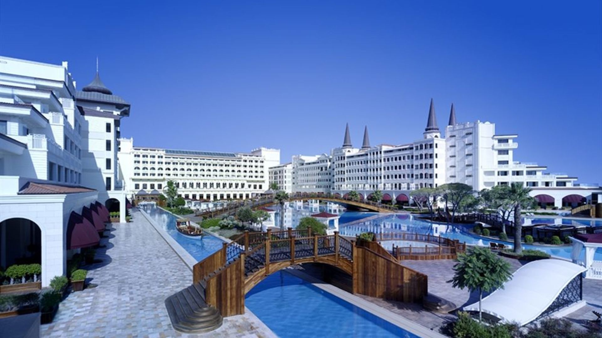 Mardan palace hotel