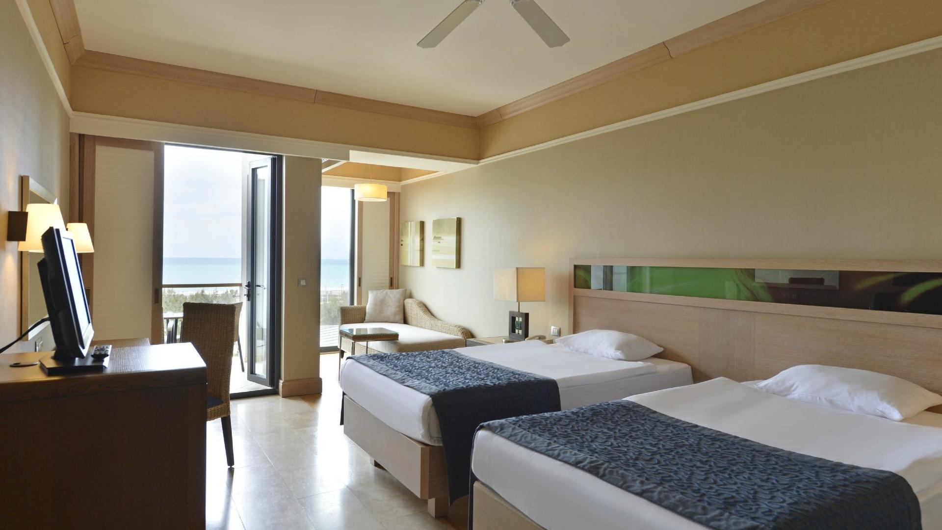 Lykia World Antalya Golf Hotel Resort