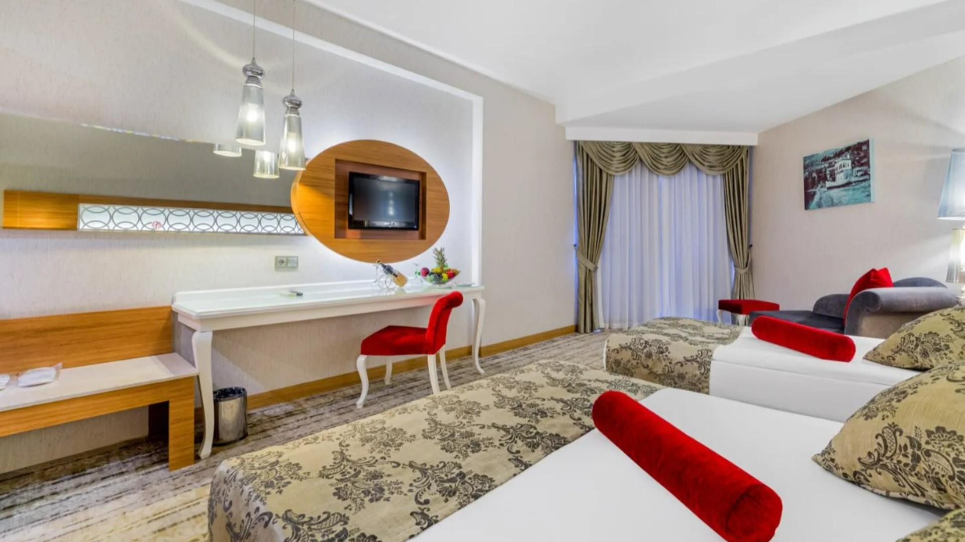 Джустиниано Делюкс Турция Аланья 5. Justiniano Deluxe Resort Крытый бассейн. Дельфин Делюкс Турция.