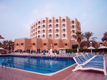 Sharjah Carlton, 4*