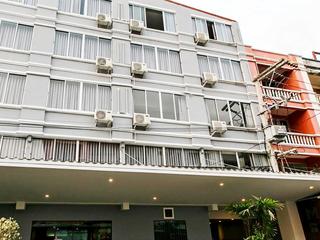 Happy Bou Jomtien (ех. McCoy Beach Jomtien)