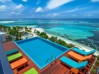 Triton Prestige Seaview & SPA
