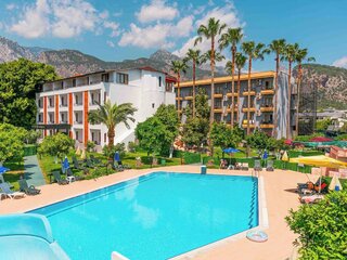 Belpoint Beach (ex. Ruza Beach; Club Hotel Poseidon)
