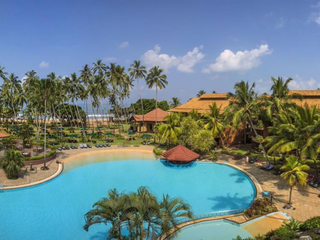 Royal Palms Beach Hotel 