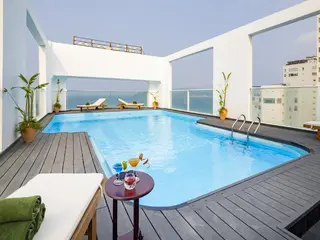 DB Hotel (ex. Begonia; Hanoi Golden 3)
