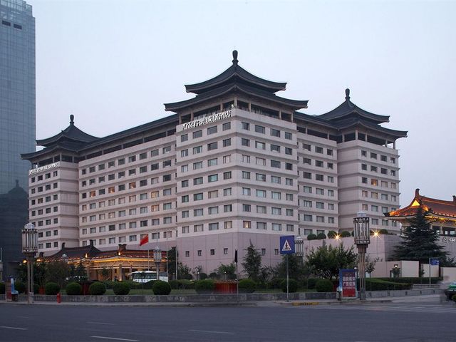 http://Grand%20Park%20(Сиань)