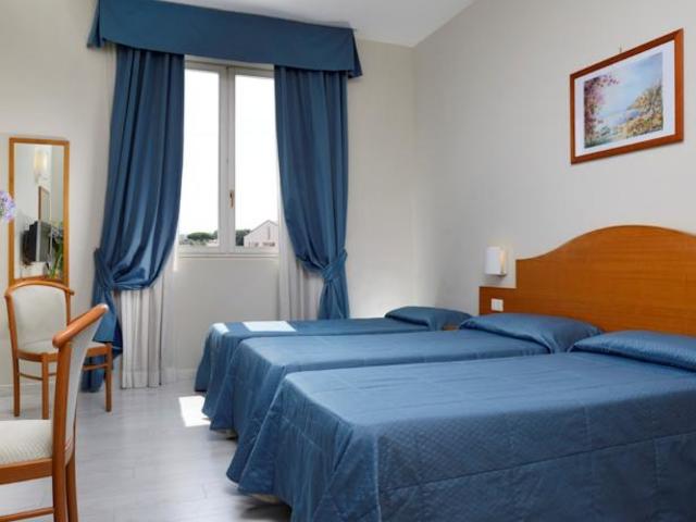 фотографии отеля Golden Tulip Rome Airport (ex. Hotel Club Isola Sacra) изображение №7