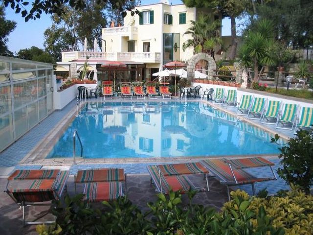 фотографии отеля Albergo Villa Hibiscus изображение №15