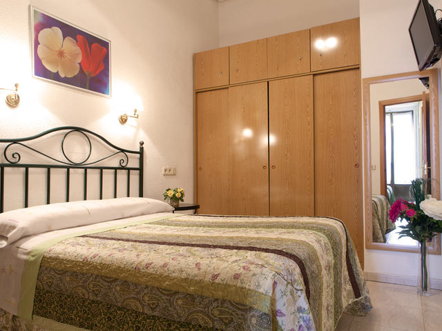 фото Hostal Los Alpes изображение №38