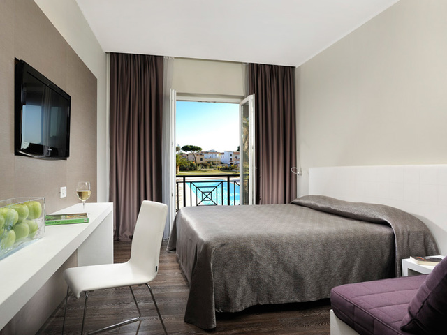 фотографии отеля Golden Tulip Rome Airport (ex. Hotel Club Isola Sacra) изображение №15