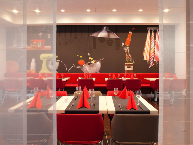 фотографии отеля Ibis Milano Centro изображение №3