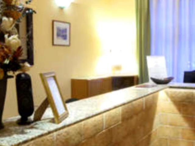 фото Central Tiepolo Hotel Prague (Hotel Tiepolo Prague, Central Hotel Tiepolo Praga) изображение №14