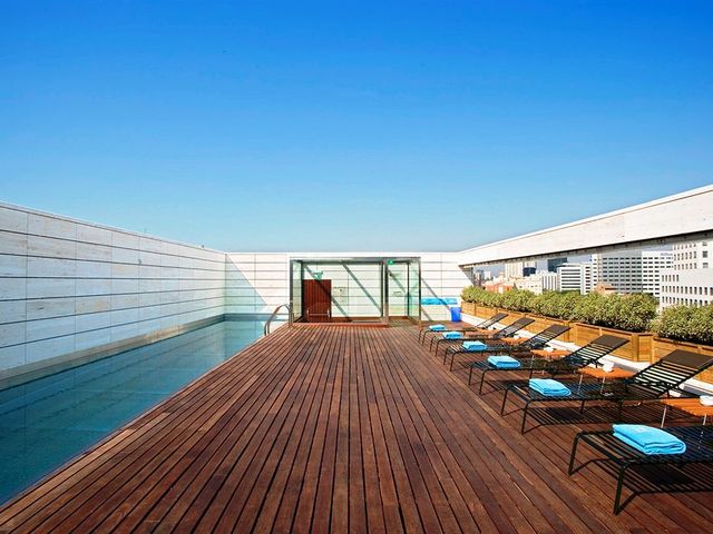 фото отеля NH Collection Barcelona Constanza изображение №17