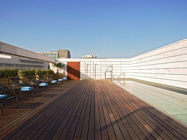 фото отеля NH Collection Barcelona Constanza изображение №21