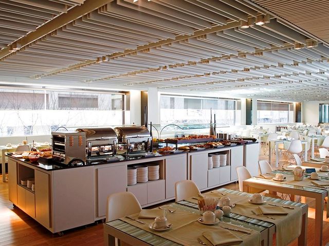 фотографии отеля NH Collection Barcelona Constanza изображение №23