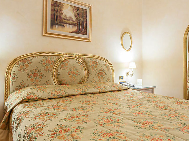 фото отеля Daniel's Hotel изображение №53