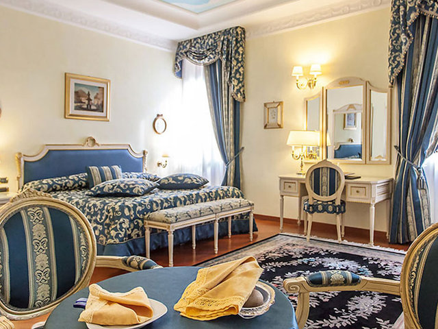 фотографии отеля Daniel's Hotel изображение №59