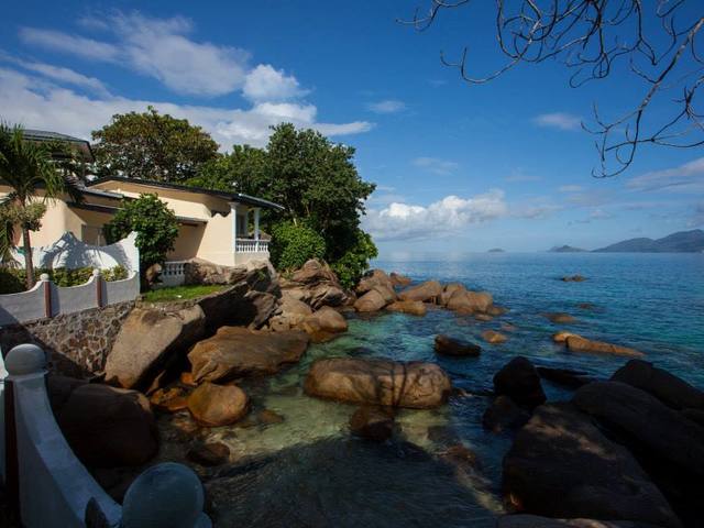 фото отеля Anse Soleil Beachcomber изображение №1
