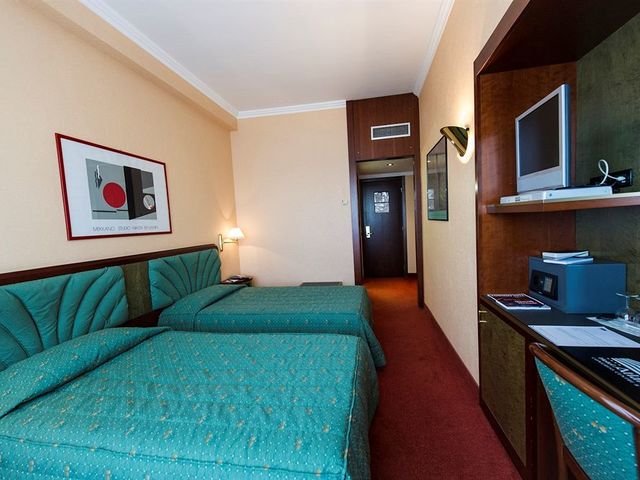 фотографии Quality Hotel Atlantic Turin Airport изображение №20