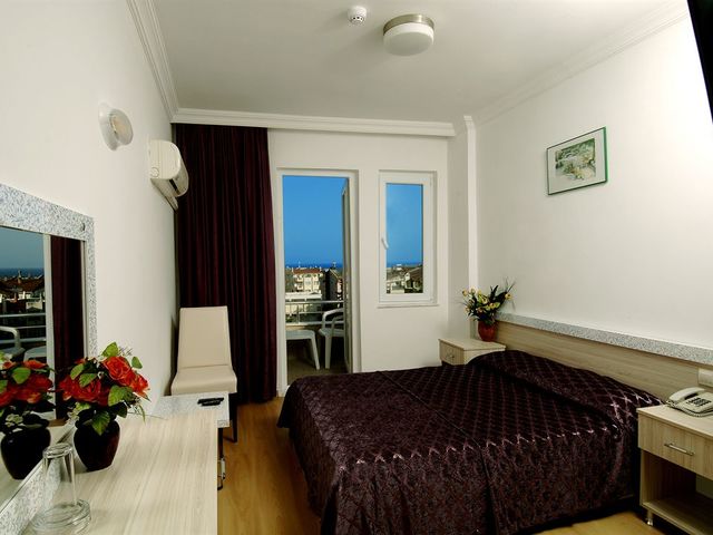 фотографии отеля Lara Diamond  изображение №15