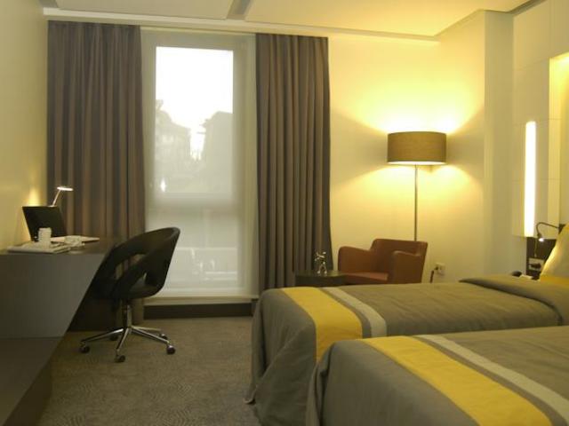 фотографии отеля Caratpark Hotel изображение №27