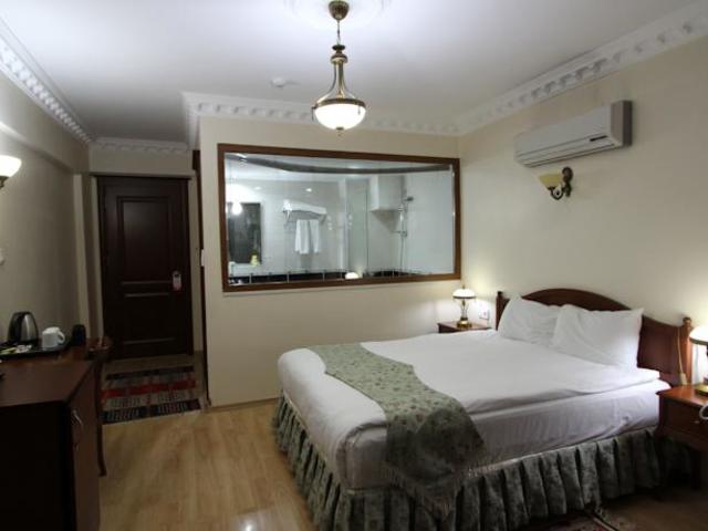 фотографии Basileus Hotel изображение №4
