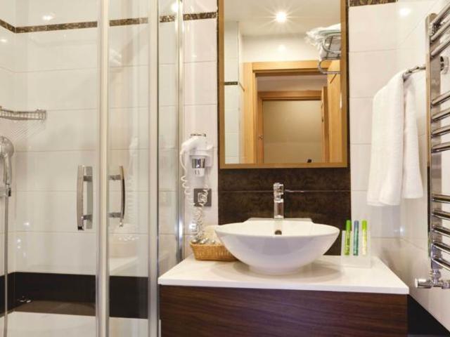 фото Emerald Hotel изображение №18