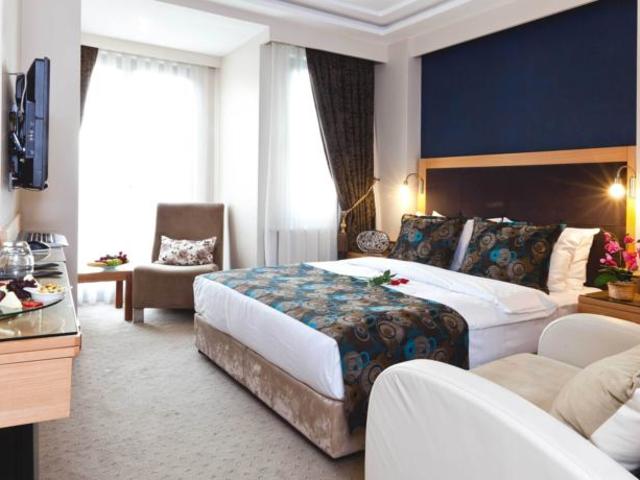 фотографии Emerald Hotel изображение №20