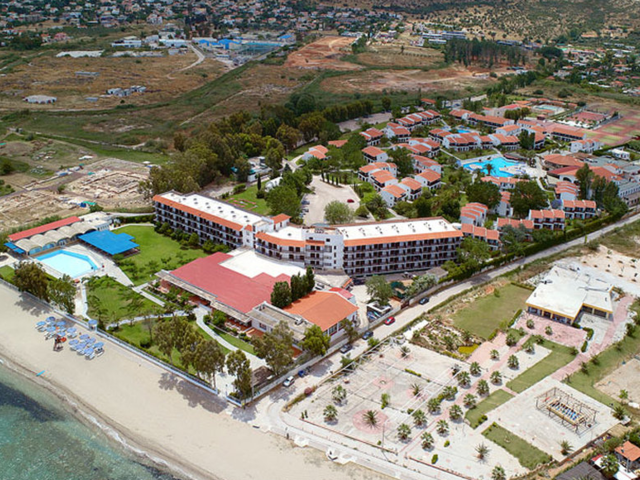 фото отеля Golden Coast Hotel & Bungalows изображение №1
