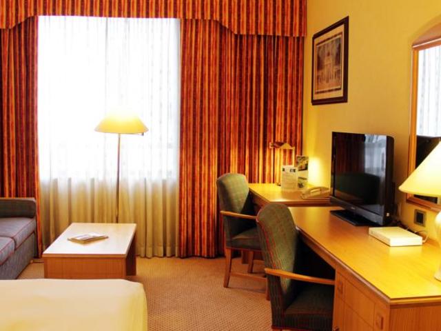 фотографии отеля IH Hotels Milano Lorenteggio (ex. Idea Hotel Milano Lorenteggio) изображение №7