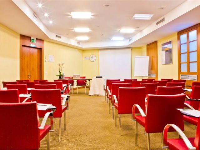 фото Holiday Inn Milan Garibaldi Station изображение №14