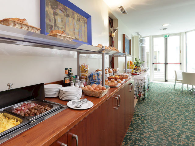 фото Holiday Inn Milan Garibaldi Station изображение №30