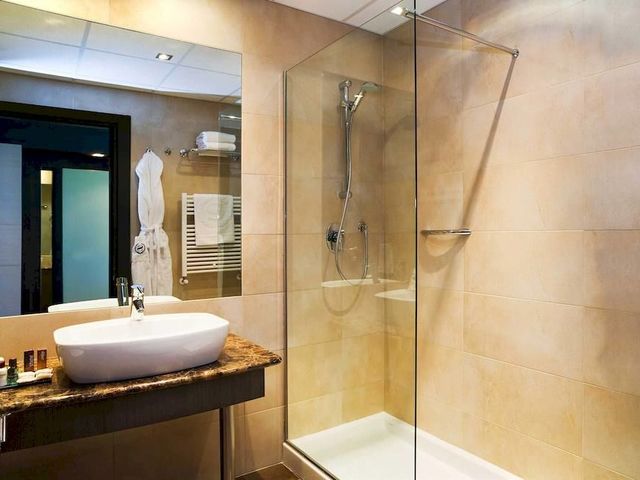 фото Sheraton Milan Malpensa Airport Hotel & Conference Center изображение №2