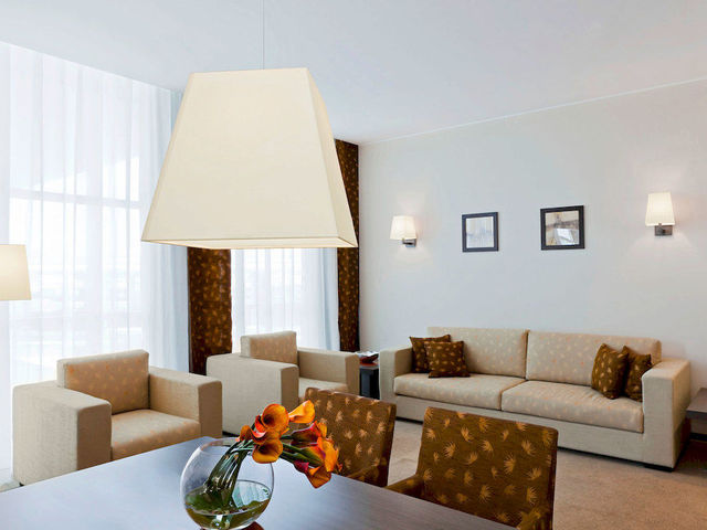 фото отеля Sheraton Milan Malpensa Airport Hotel & Conference Center изображение №9