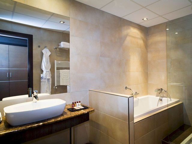 фото Sheraton Milan Malpensa Airport Hotel & Conference Center изображение №14