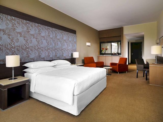 фотографии отеля Sheraton Milan Malpensa Airport Hotel & Conference Center изображение №19