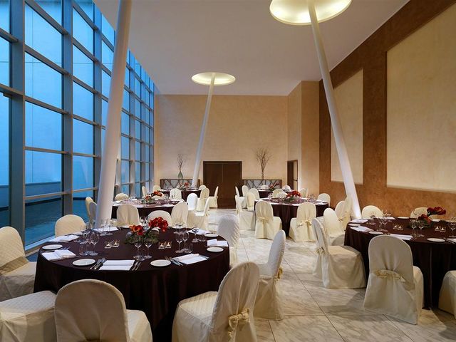фото Sheraton Milan Malpensa Airport Hotel & Conference Center изображение №42