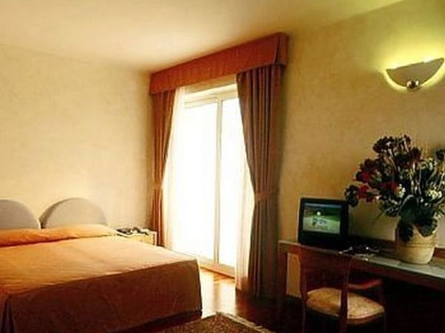 фото отеля Baia Flaminia Resort изображение №25