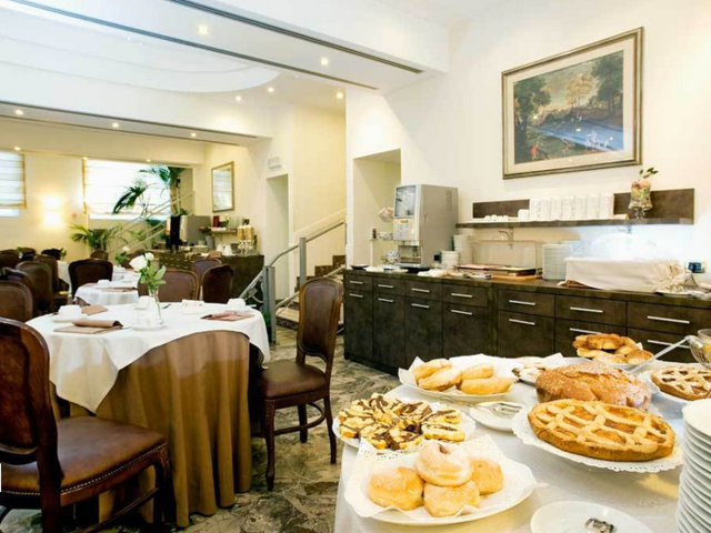 фото Pinewood Hotel Rome изображение №2