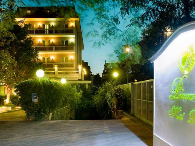 фотографии отеля Pinewood Hotel Rome изображение №15