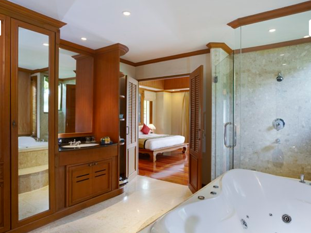 фото отеля Miracle Island Resort (ex. Andaman Princess Resort & Spa) изображение №45