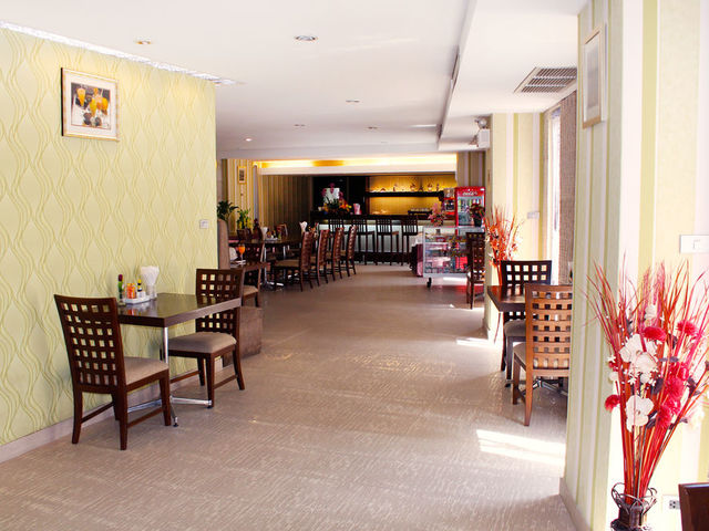 фотографии D Varee Diva Bally Sukhumvit (ex. Ballys Studio Suite Sukhumvit) изображение №20