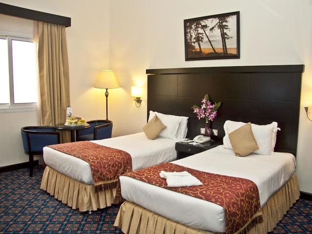 фотографии отеля Ramee Regent Beach Resort изображение №15