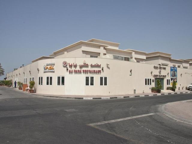 фото отеля Ramee Regent Beach Resort изображение №25