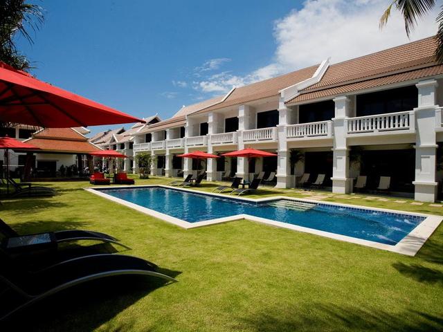 Palm Grove Resort
